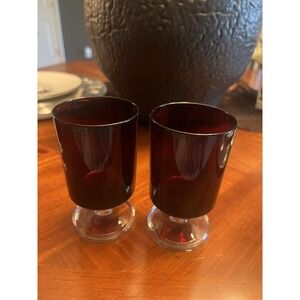 2 Vintage Ruby Red LUMINARC FRANCE Arcoroc Clear footed 4" Cordial glasses